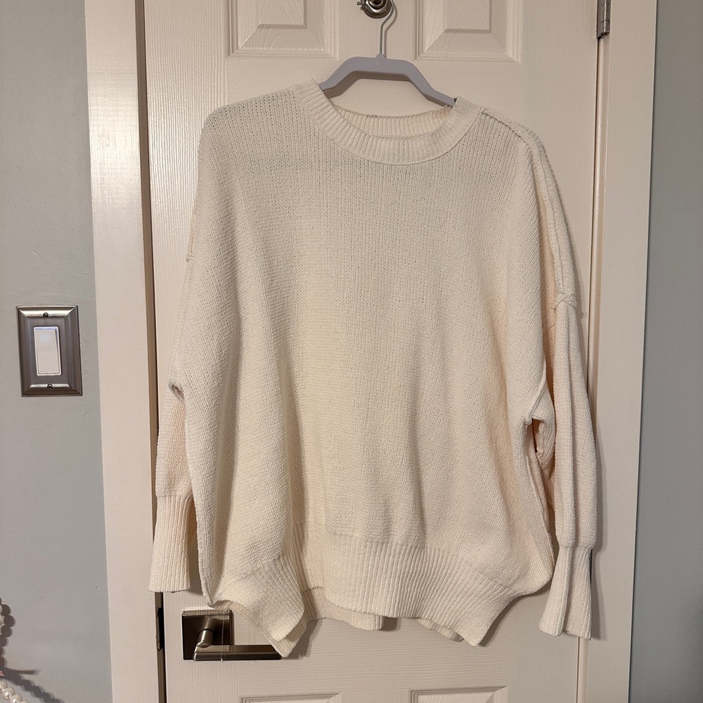 Abercrombie & Fitch Oversized Cream Crewneck Women's Sweater
